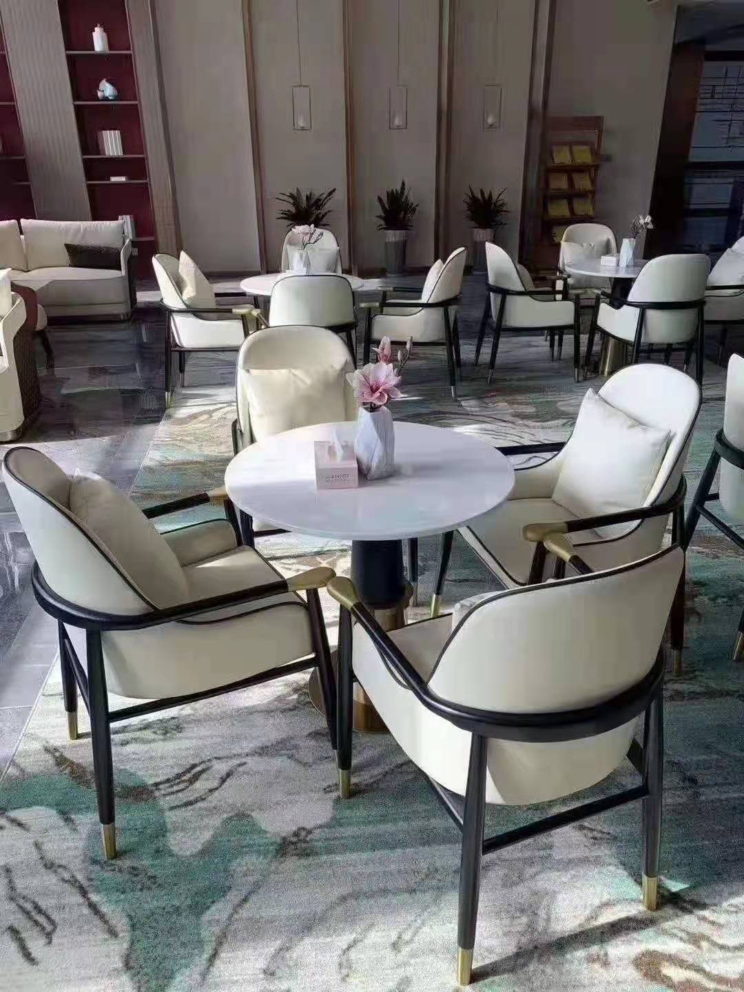 休闲洽谈酒店桌椅的图片