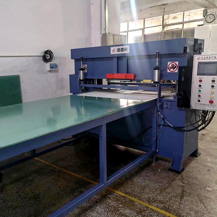 Emma automatic cutting machine name cutting machine station operation double button punching force 60-100