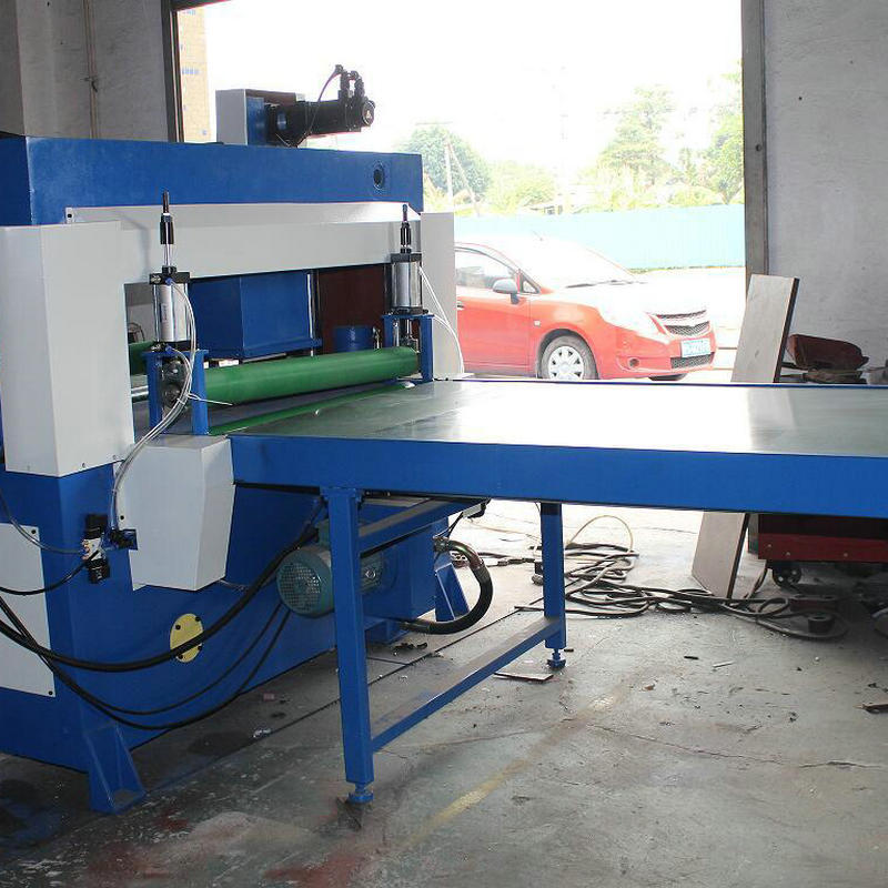 Support the processing of DY-012 automatic feeding cutter blanking machine full-automatic die-cutting machine facial mask