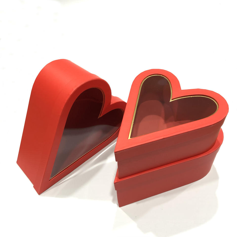 Love box product characteristics: sturdy, fade resistant, hanging form, decoration process simulation process